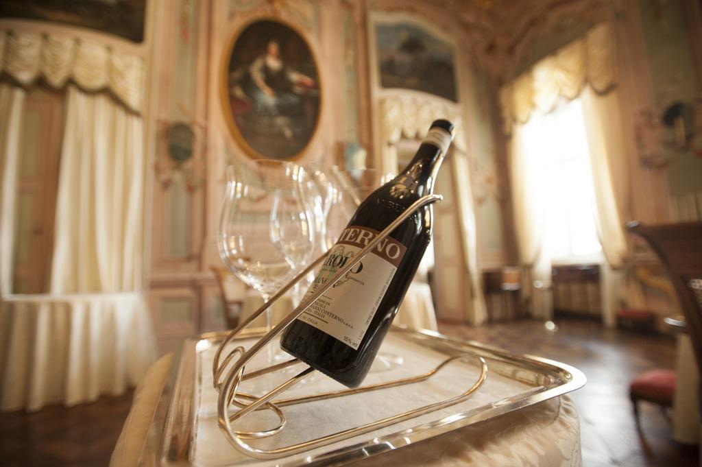 Castello Di Guarene 호텔 외부 사진